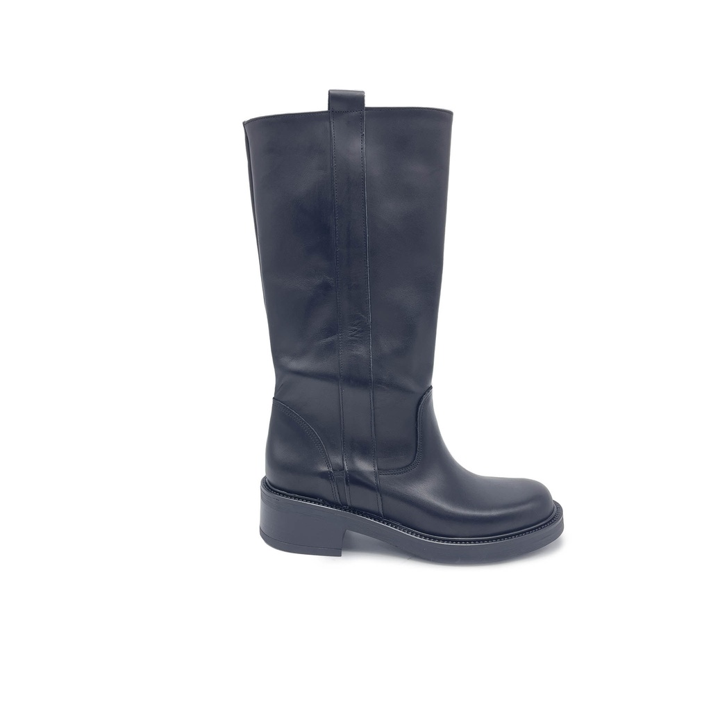 Art. 855 STIVALE IN VERA PELLE NERO CON TIRANTI LATERALI